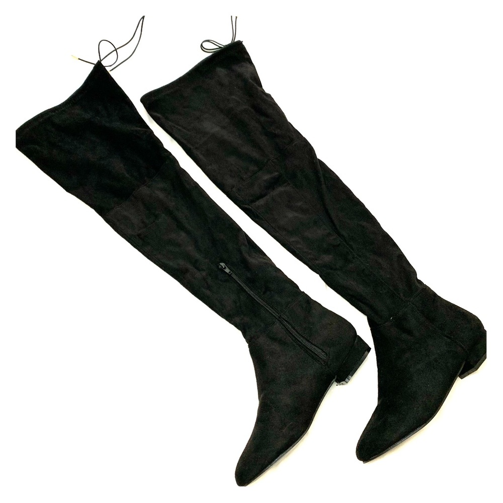 NWOT Over the knee black suede winter boots 👢